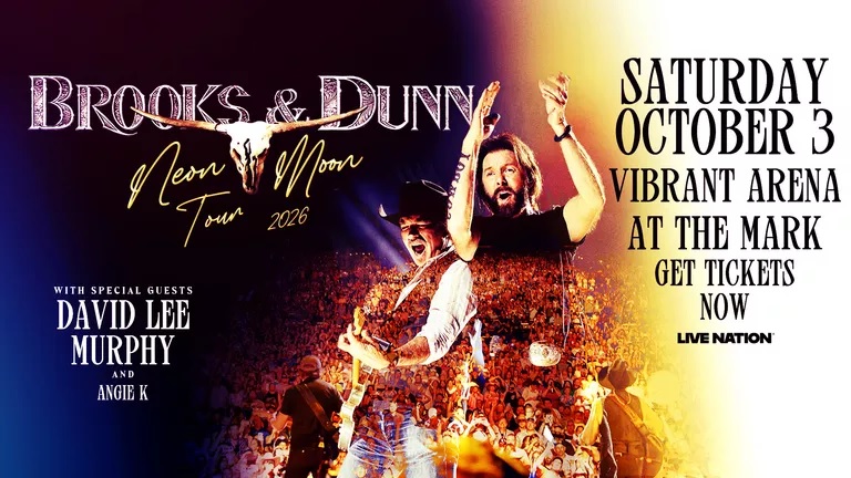 BROOKS & DUNN and DAVID LEE MURPHY in Moline, IL 10/3